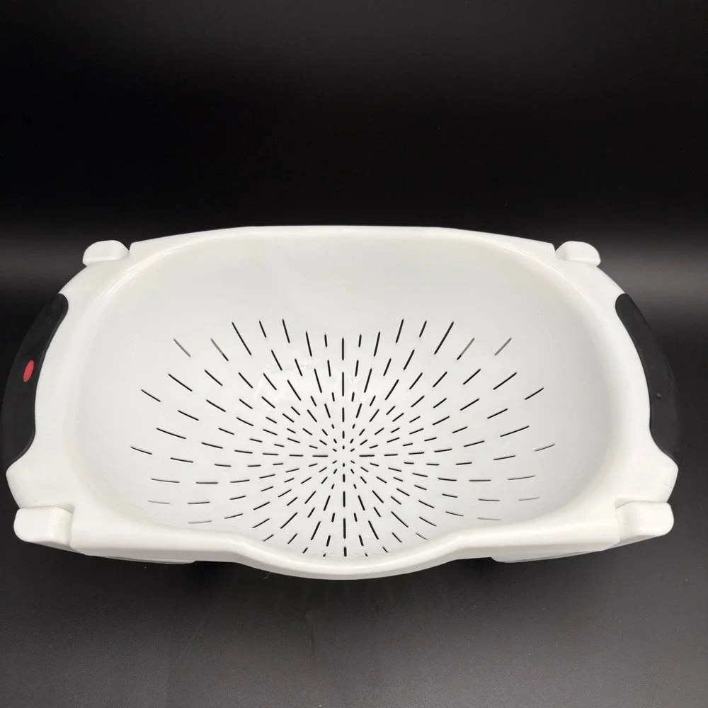OXO Good Grips Large Over the Sink Colander Strainer with Foldable Arms